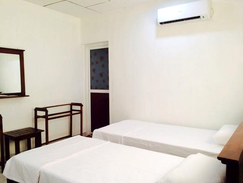 Sleep Cheap Hostel Negombo Exterior foto
